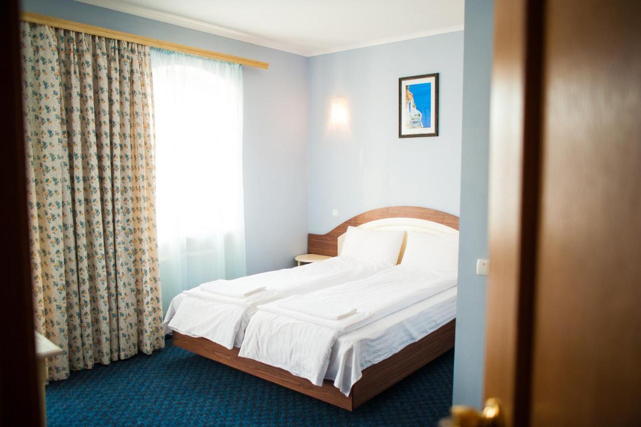 Hotel Zelenyi Klyn Ivano-Frankivsk Eksteriør bilde